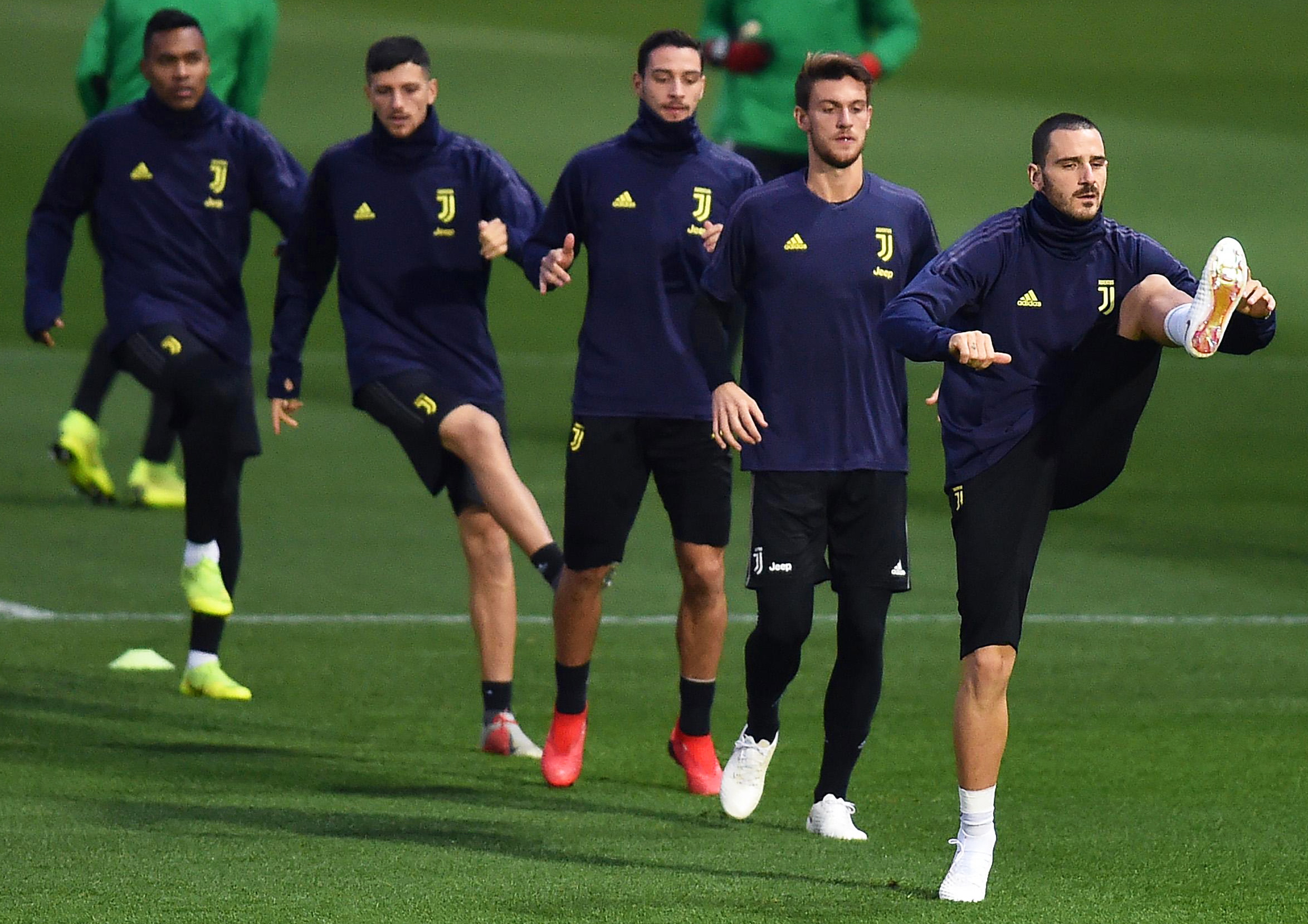 九游体育APP-转折点纽约尼克斯伤情更新尤文图斯单刀错失备战欧冠，风云突变山东泰山转会期刷新队史纪录都惊呆了