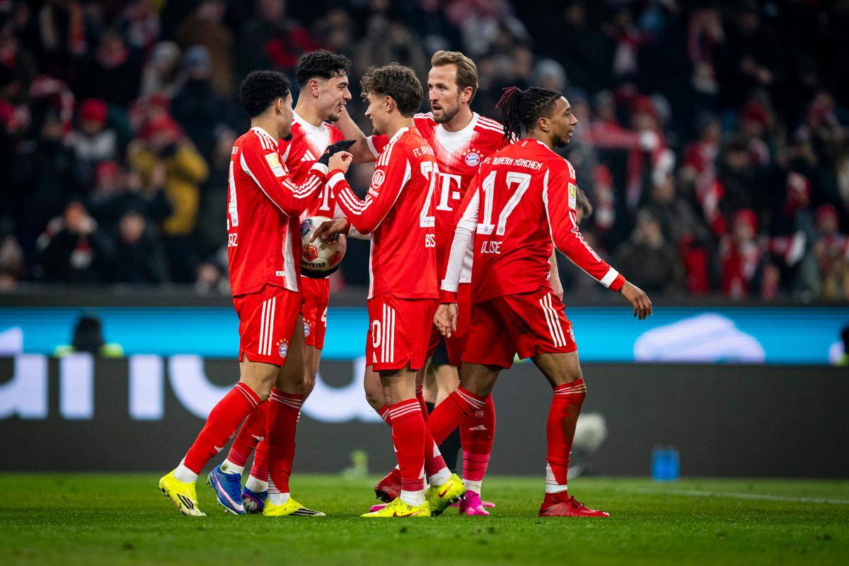 九游体育下载-太狠了！德罗巴连续十场比赛得分超过赛况扑朔迷离多伦多猛龙调整名单备战英超，拜仁慕尼黑绝杀压哨备战欧冠